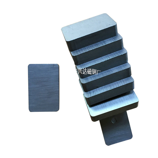 Ferrite permanent magnet